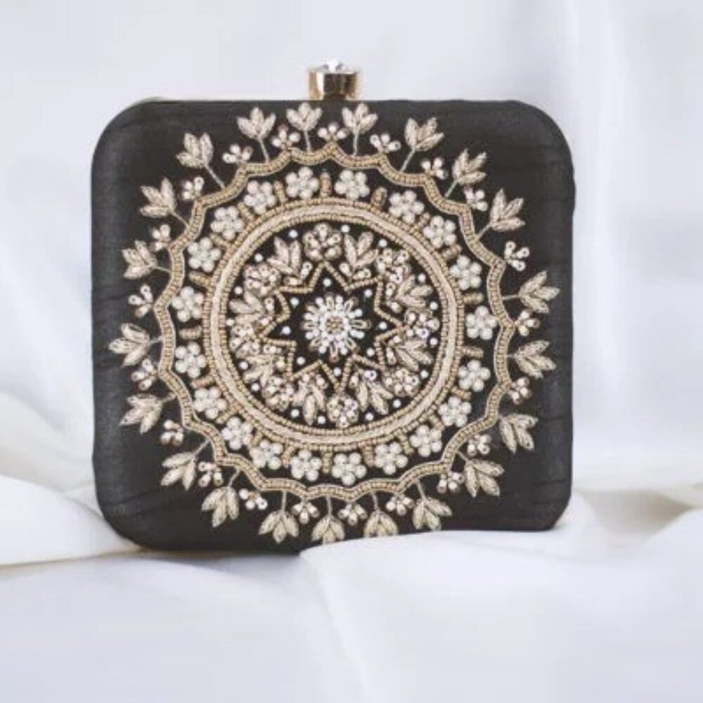Square Mandala Floral Clutch Bag for Women – Elegant Evening Crossbody